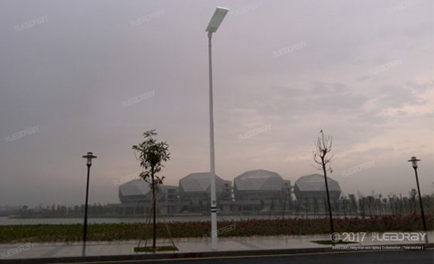 Lampadaire solaire 20 W sans entretien pour l'éclairage des routes riveraines